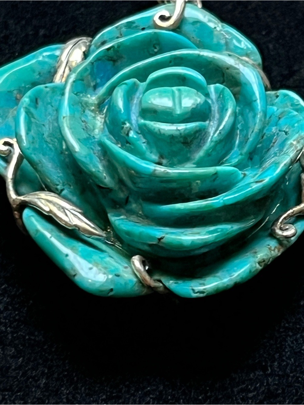 Sally C Treasures vintage carved turquoise rose pendant crafted in 925 sterling - Picture 3 of 6
